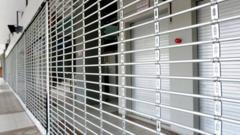Installation de grilles et rideaux métalliques pour les professionnels et les particuliers à Nice 
